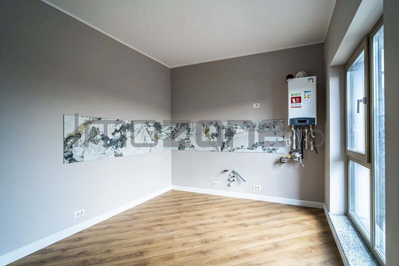 Otopeni, vila individuala, 4 camere, 2 parcari, mutare imediata, comision 0%