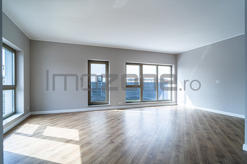 Otopeni, vila individuala, 4 camere, 2 parcari, mutare imediata, comision 0%